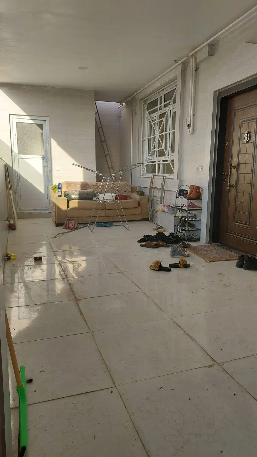 رهن کامل طبقه بالای ۲۰۰ متری عمار لین۴