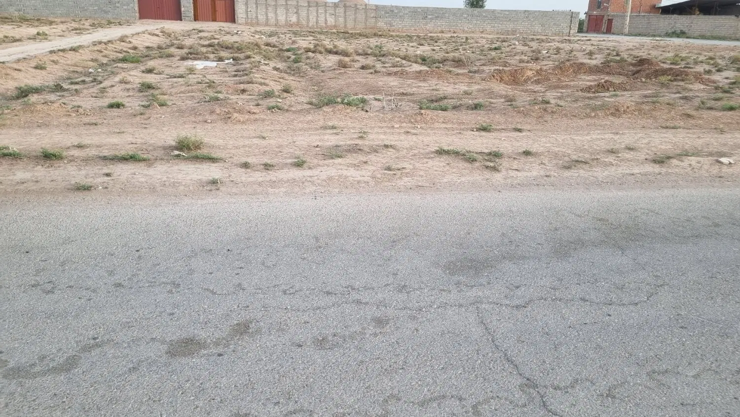 زمین زنگی اباد کرمان