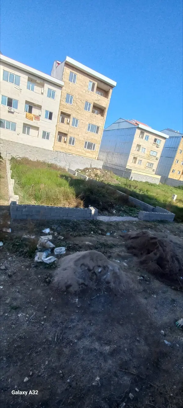 زمین به متراژ ۲۱۸ متر سند آماده
