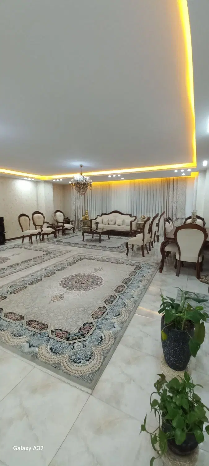آپارتمان ۱۴۰متری