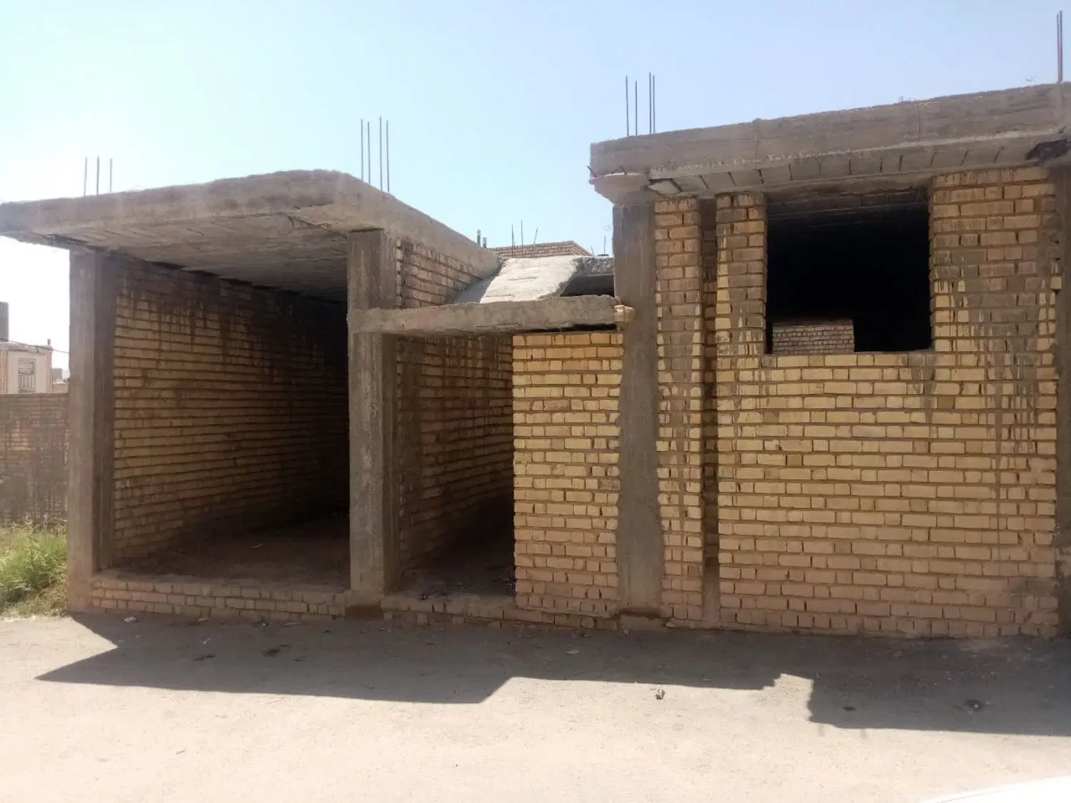 اسکلت کیان اباد