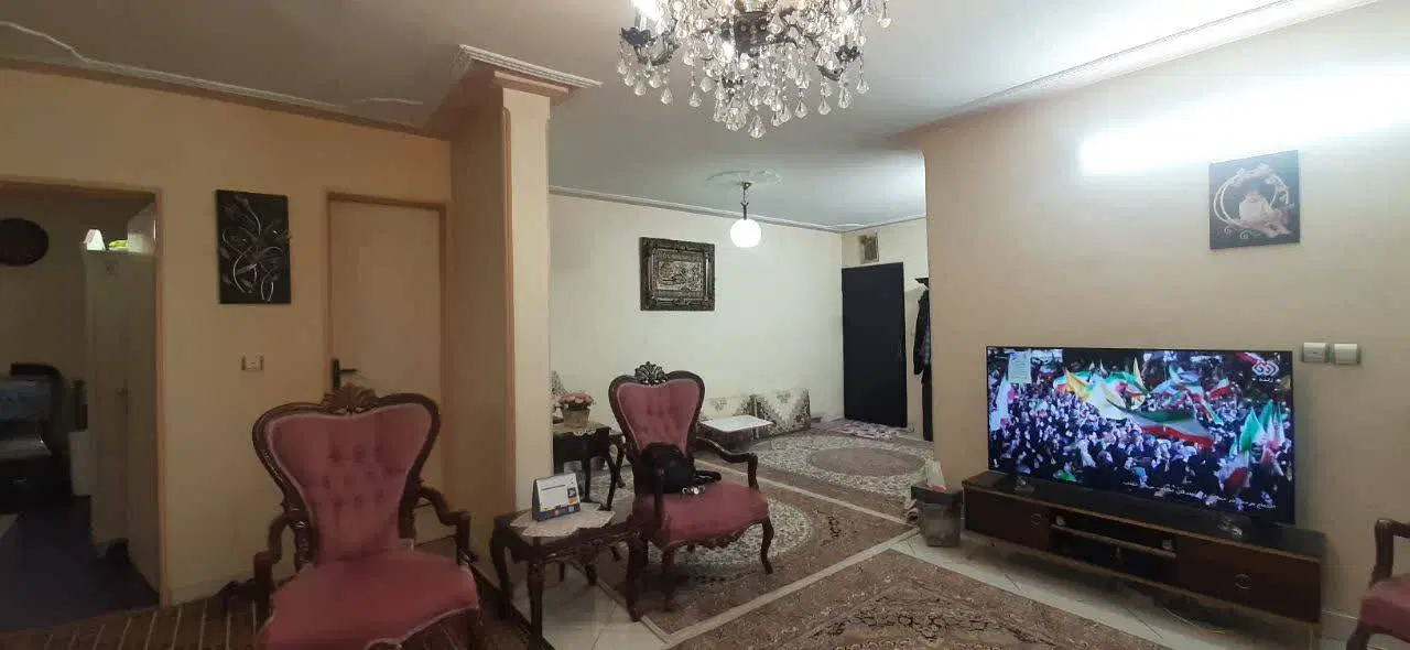 ۷۰ متری با پارکینگ
