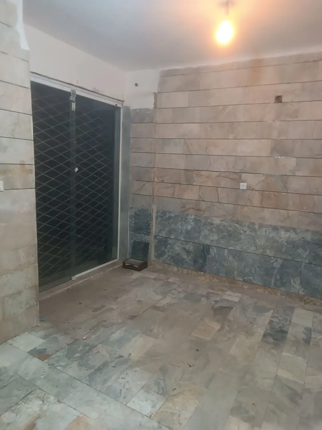 مغازه کوچه ارگ 20 متری