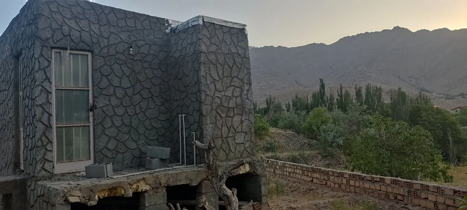 باغ بنادک سادات با منبع و اتاق