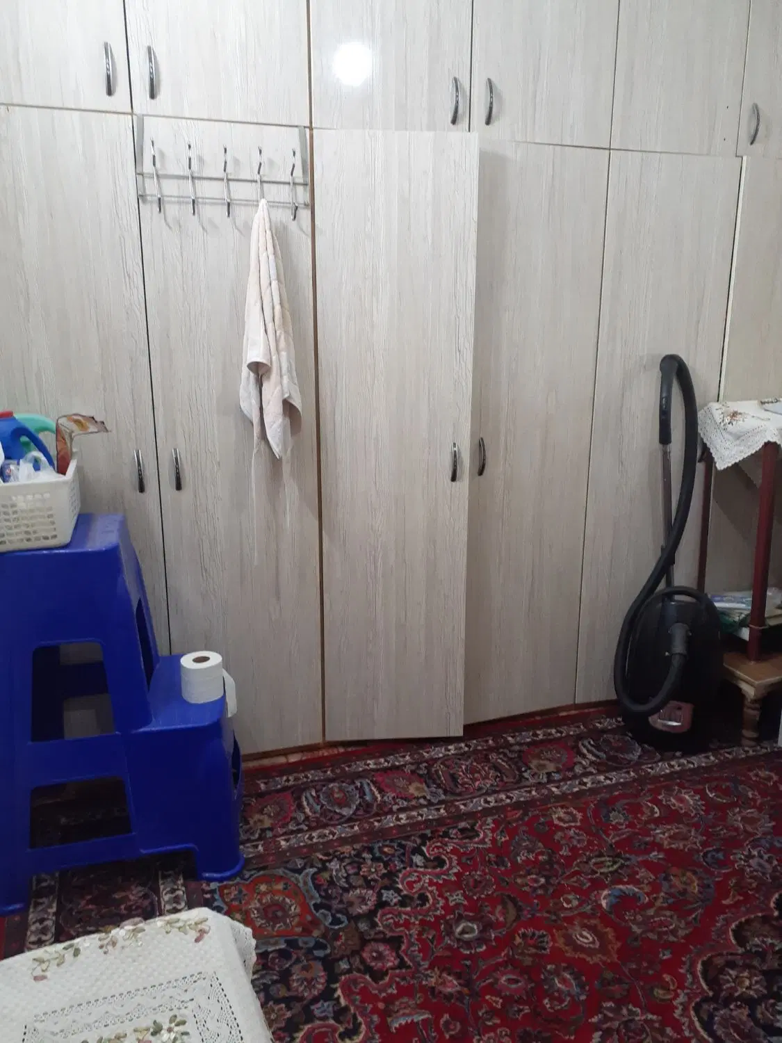 آپارتمان ۹۰ متر _ عبادی _طبقه اول