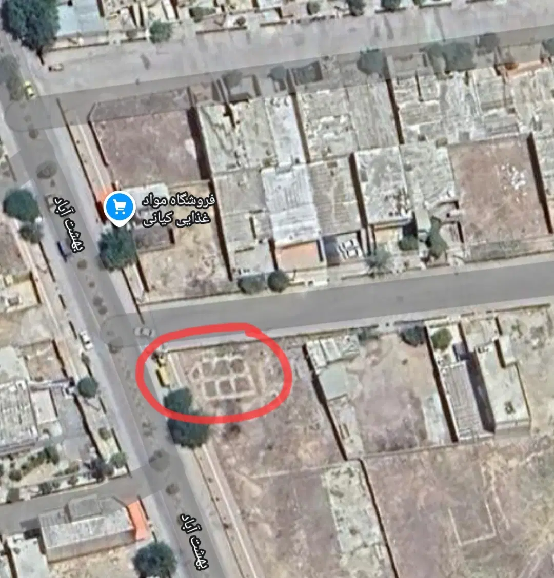 زمین تجاری و مسکونی