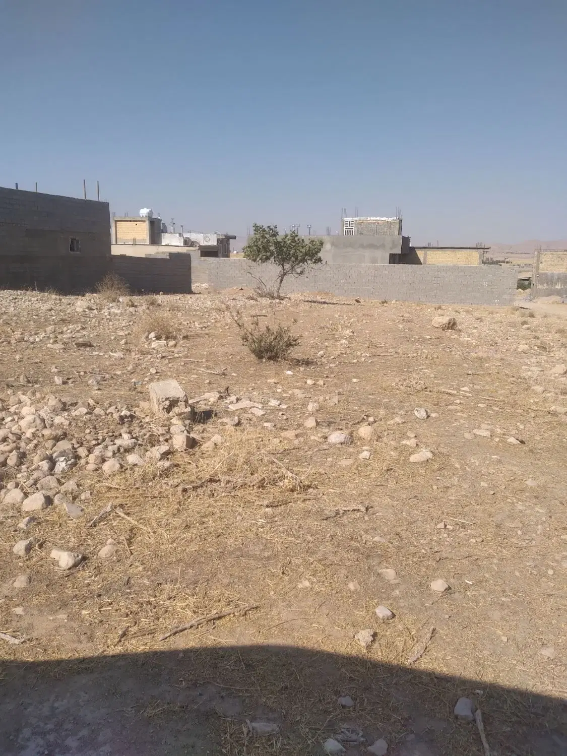 زمین مسکونی ظفرآباد
