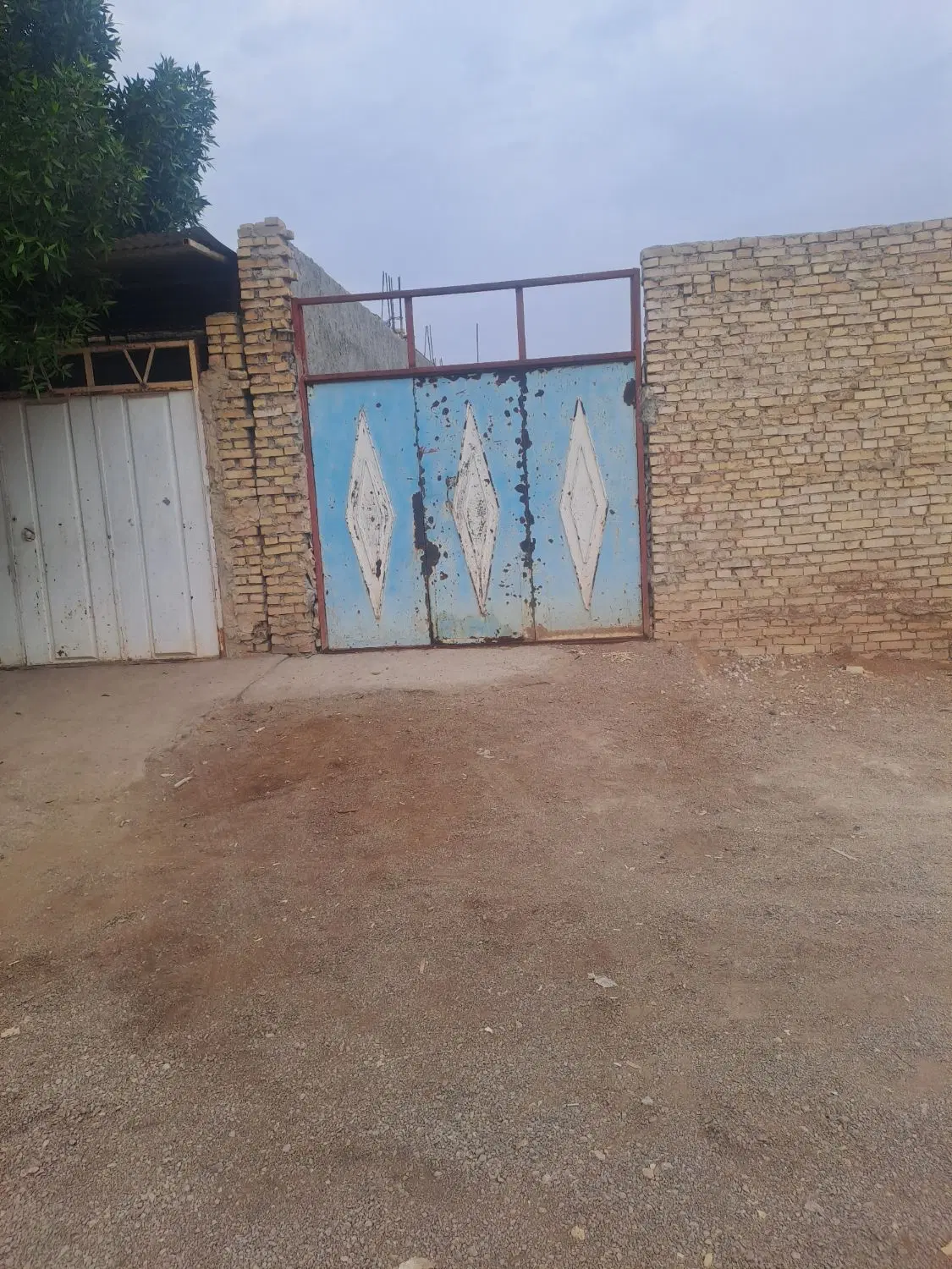 دوباب خونه نیمه کاره فروشی