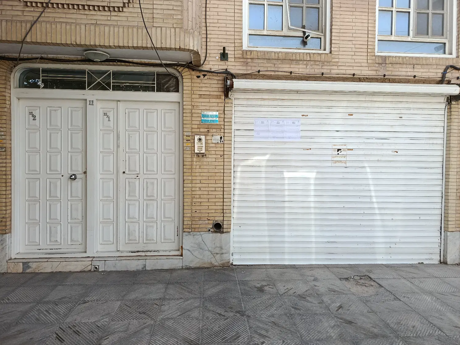فروش خانه سه طبقه بلوار پاسداران با موقعیت تجاری
