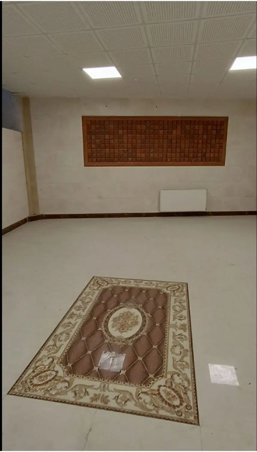اجاره واحدخدماتی ۷۰ متری شیک،مرکز شهر،جنب بازار