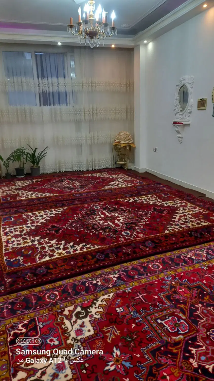 حیاط مسکونی