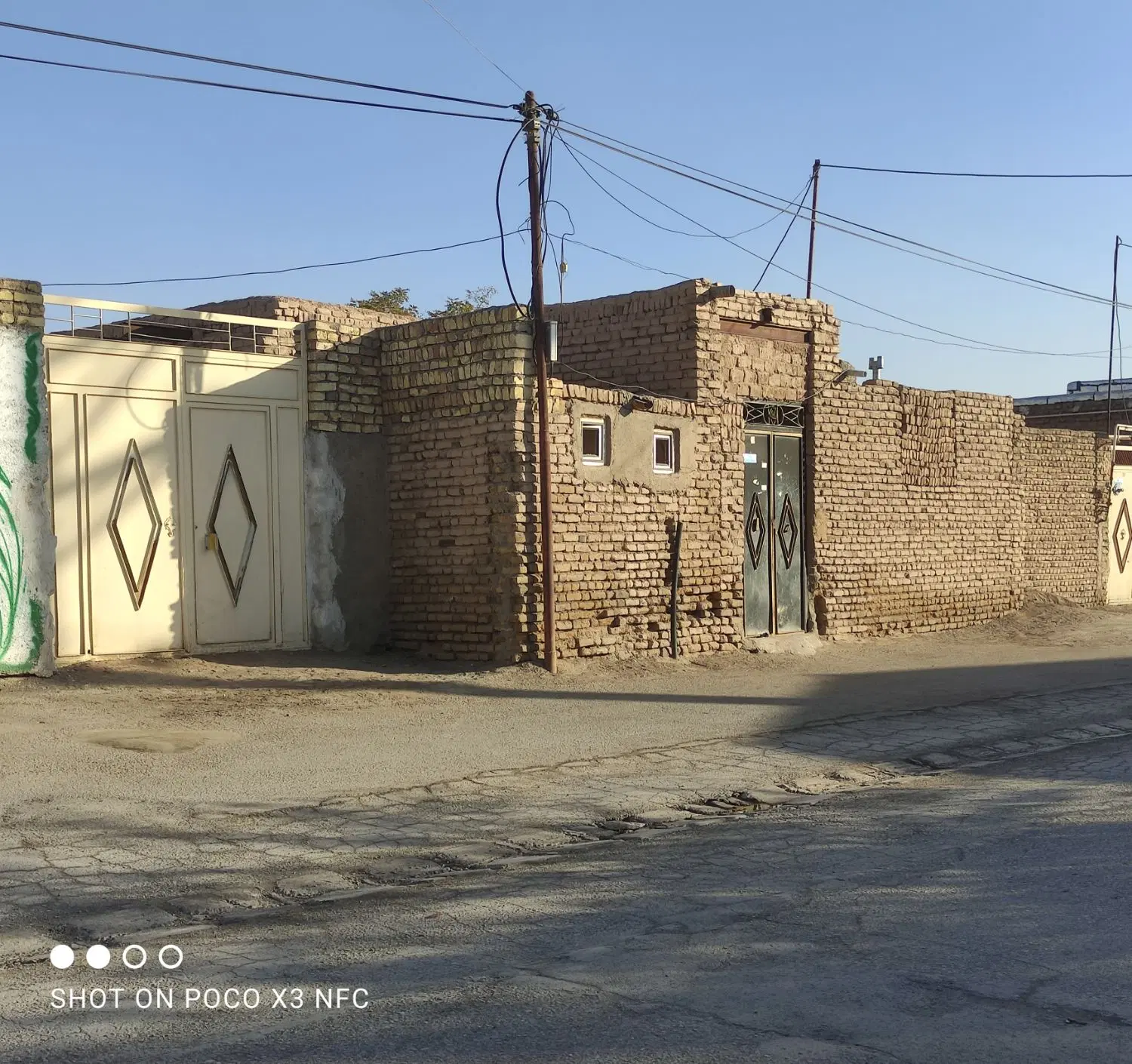 فروش خانه قدیمی روی خیابان اصلی سلیمانیه هست