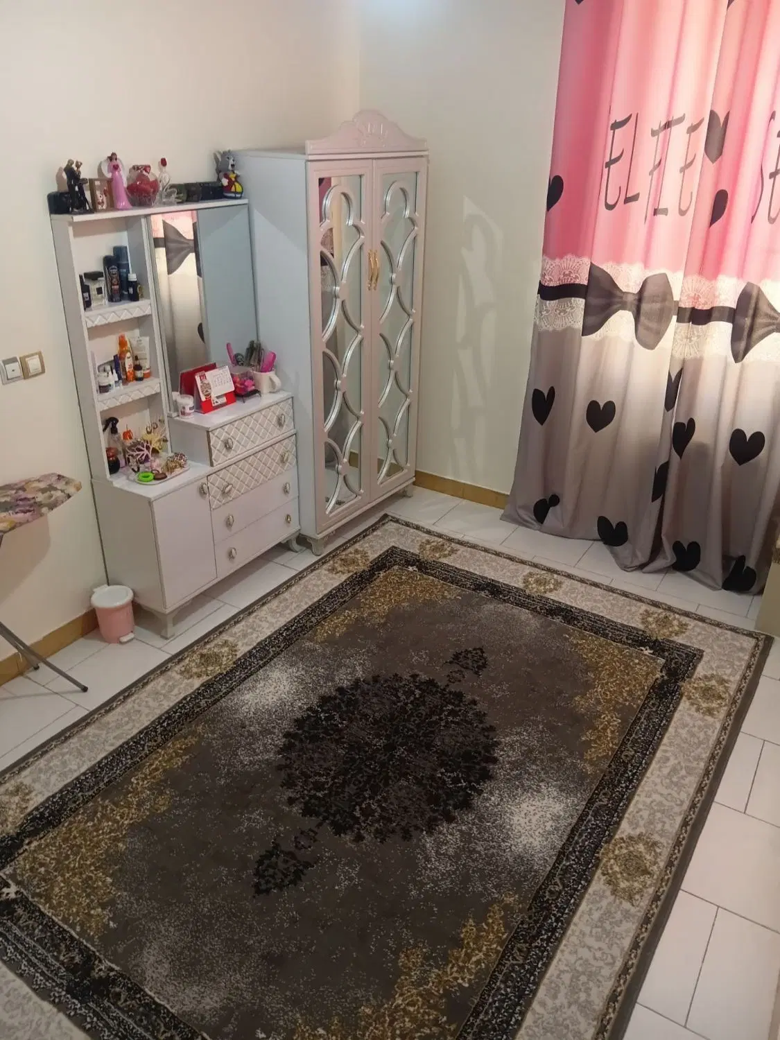 واحد ۱۰۳ متری سند تک برگ