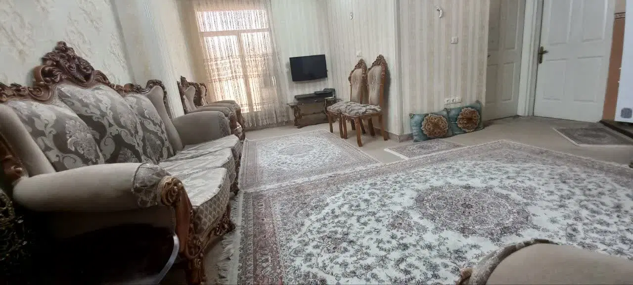 آپارتمان ۶۳ متر ۲ خوابه دارای بالکن و انباری