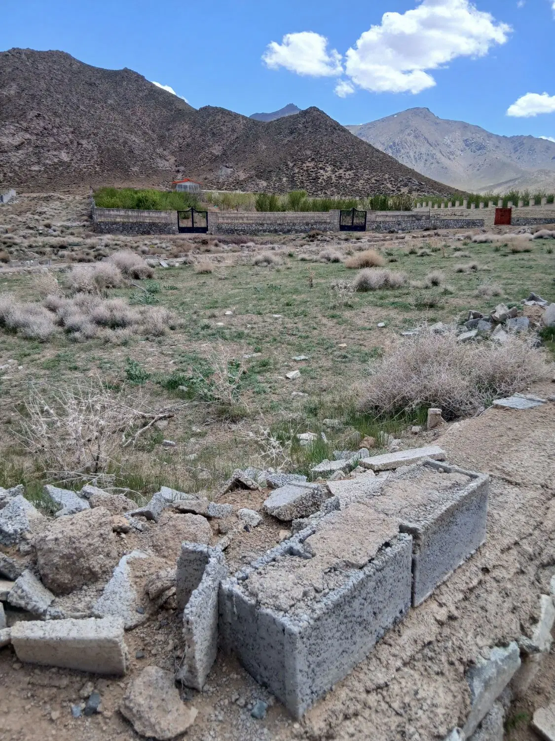 زمین فروشی قهرود
