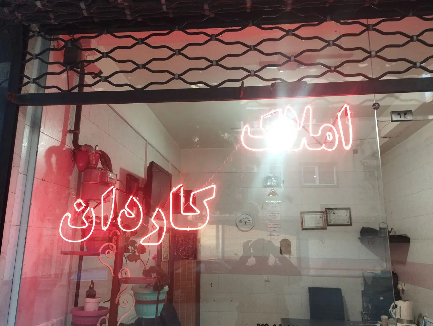 پارکینگ اختصاصی به متراژ ۲۶متر در خیر بانو