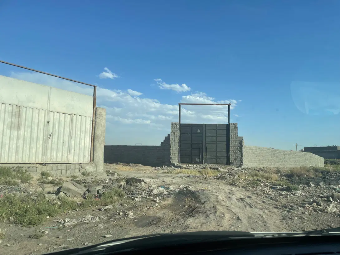 صد متر سالن