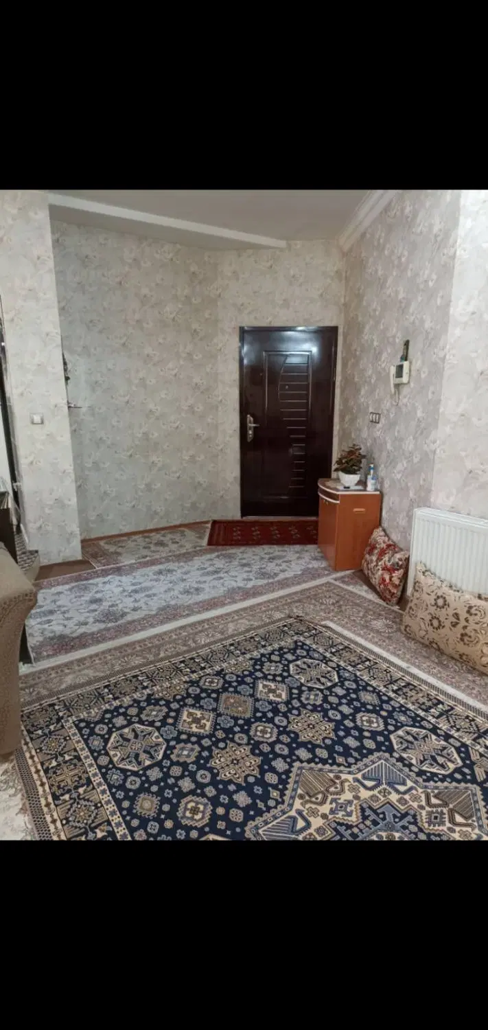 پیروزی  16 متراژ۱۰۷متر