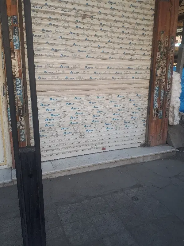 مغازه تجهری کامل ۳۵متر بالکن