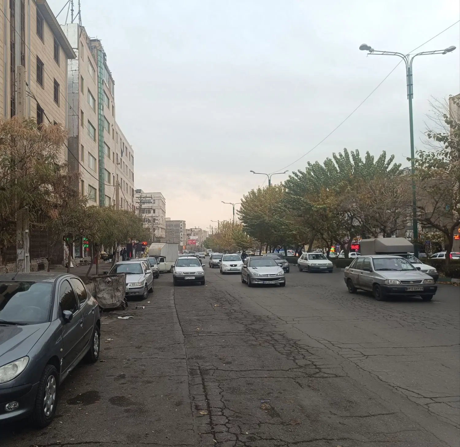 مغازه بر بلوار باغستان