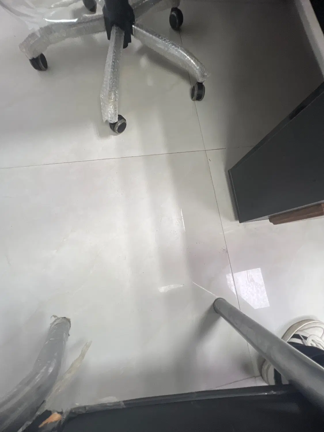 اجاره مغازه در خیابان طالقانی روبروی اژانس مقدم