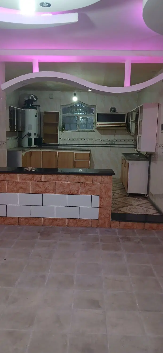 رهن واجاره طبقه دوم۳۰۰ رهن ۱۵ اجاره