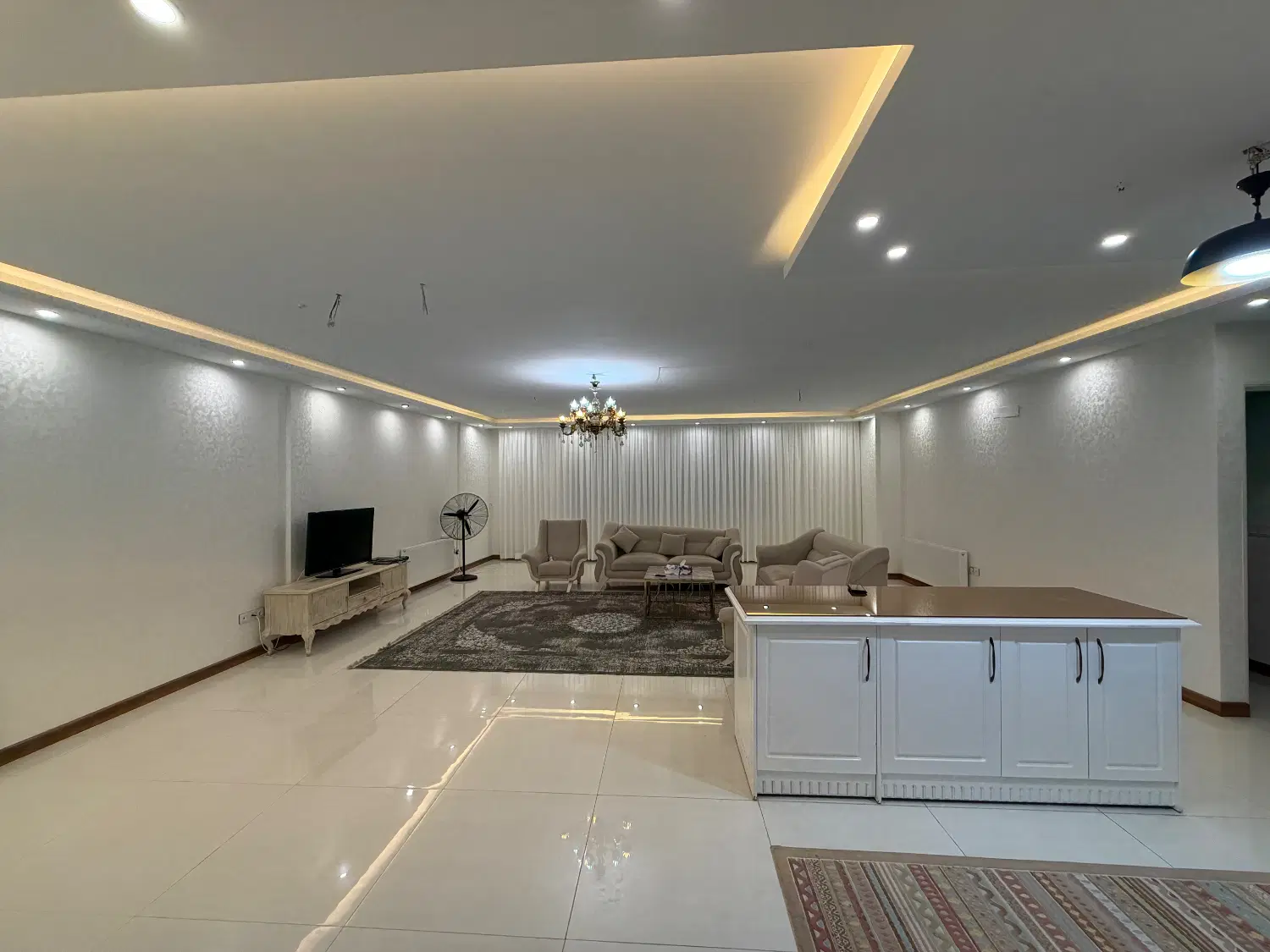 واحد آپارتمان ۱۴۰ متری