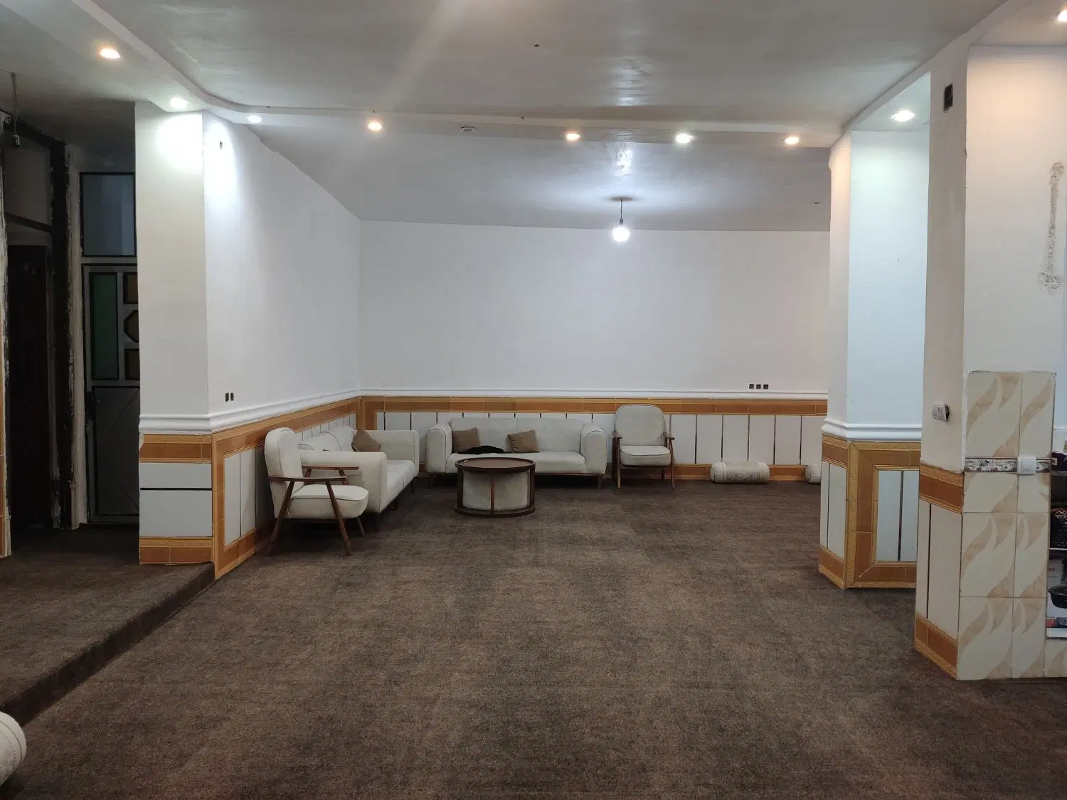 فروش خانه ویلایی همکف سمغان