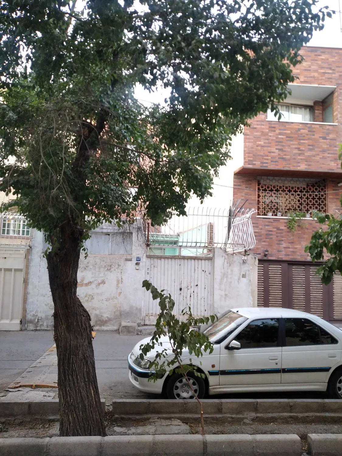 فروش 90 متری کلنگی خ علامه جعفری