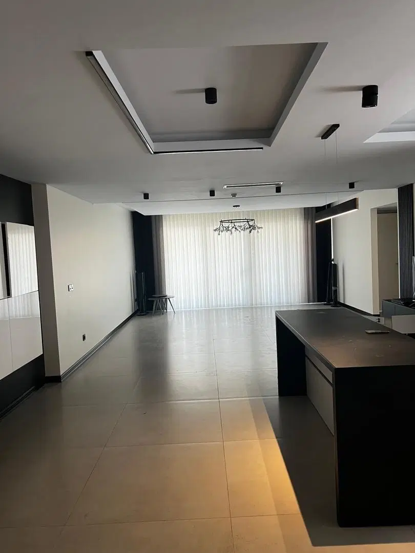 همخانه خانم