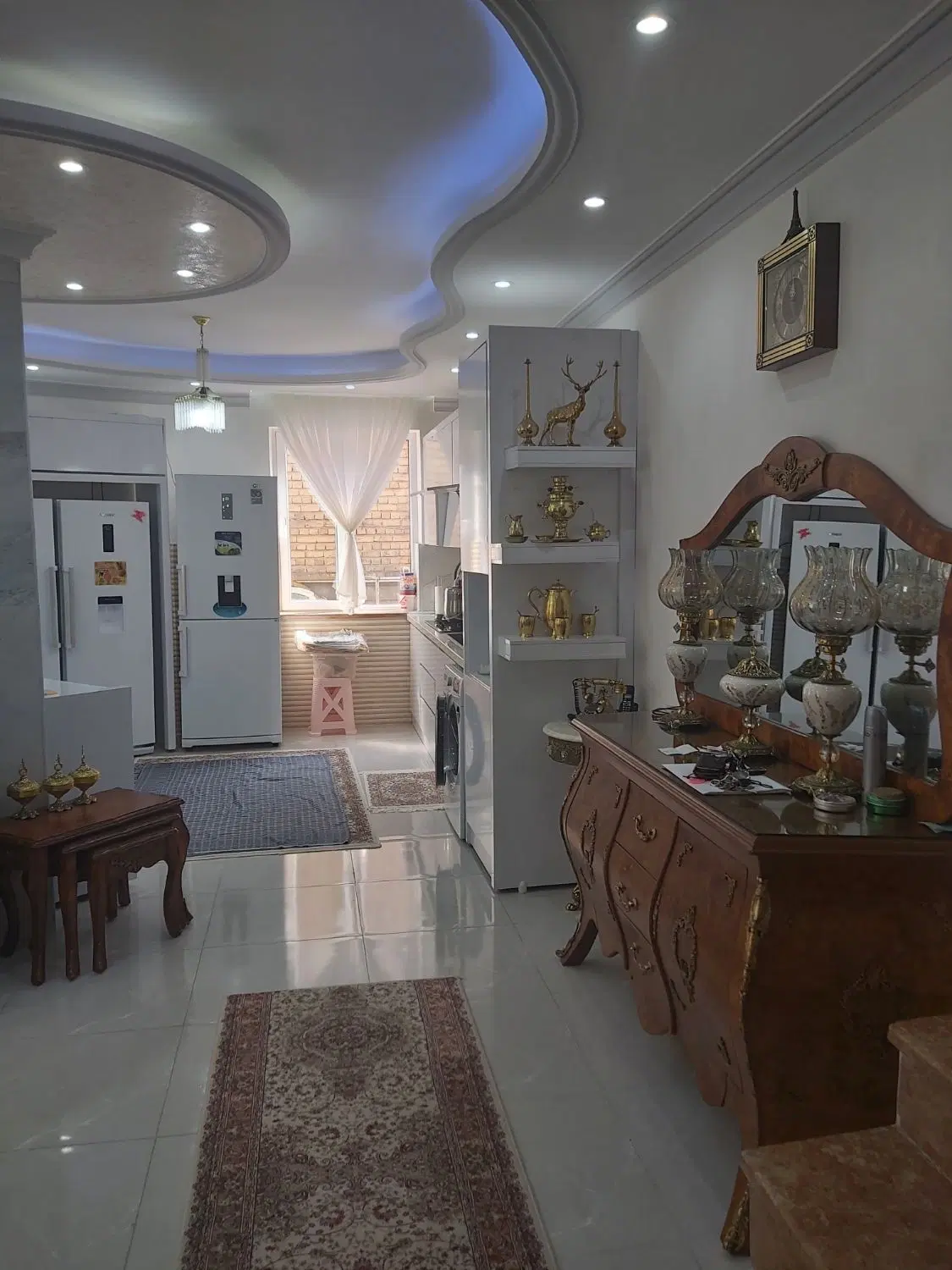 فروش حیاط ۲سرویس سعدی
