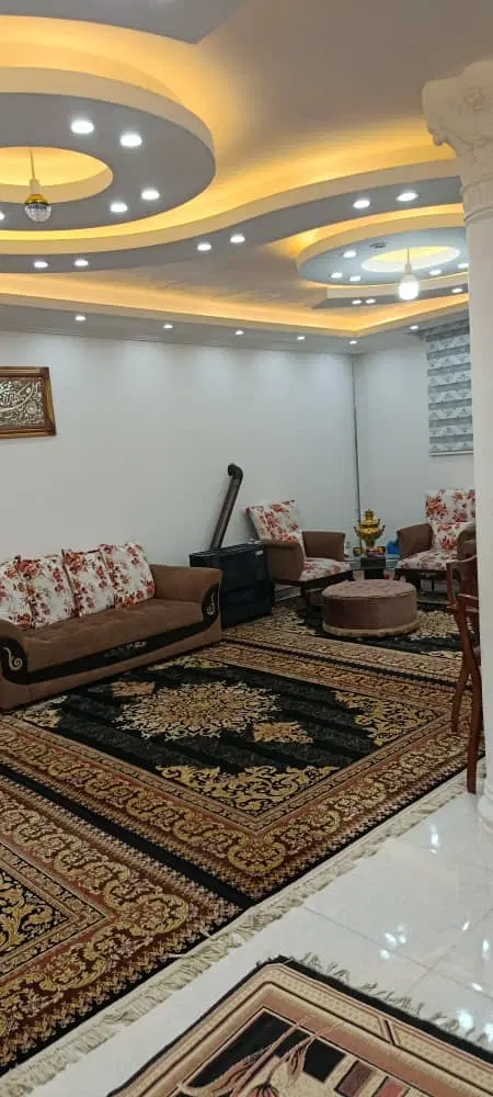 نیازمند هم خانه