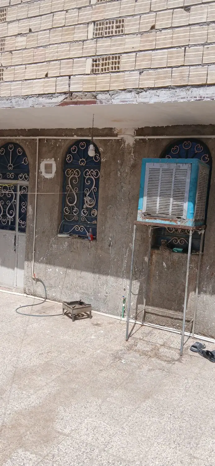 خانه دو طبق نوساز کشاورز ۱۳ کوچه بن بست