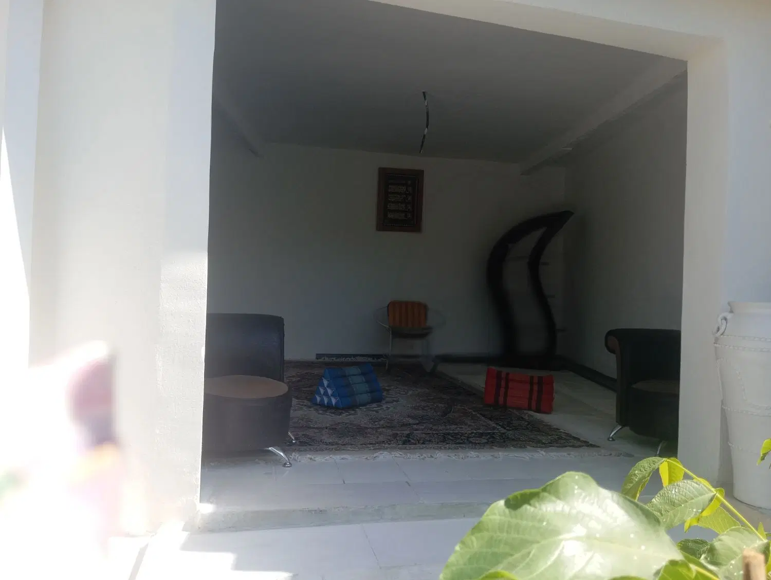 باغ ویلای ۶۰۰ متری استخردار