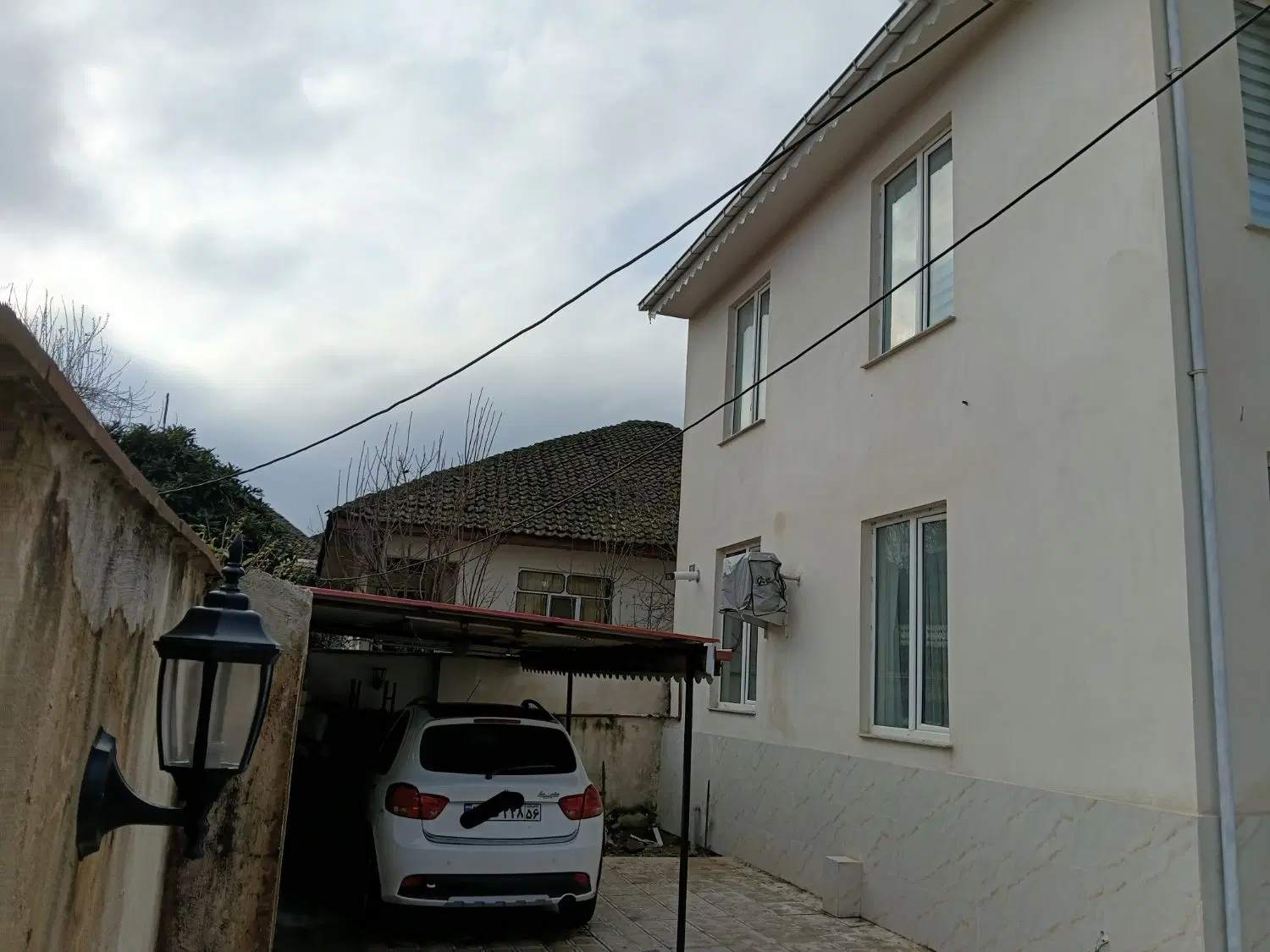 فروشی خانه ویلایی در باغچه سرا