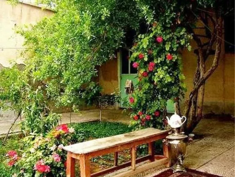 فروش خانه ویلایی 260 متری حاشیه شهریار