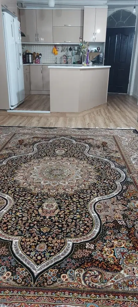آریاشهر آپارتمان۸۰متری طبقه اول  واحد جلو