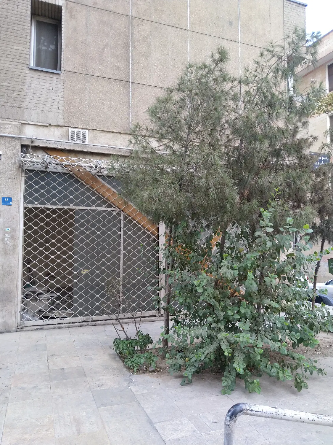 فروش یک باب واحد تجاری واقع در محله نواب