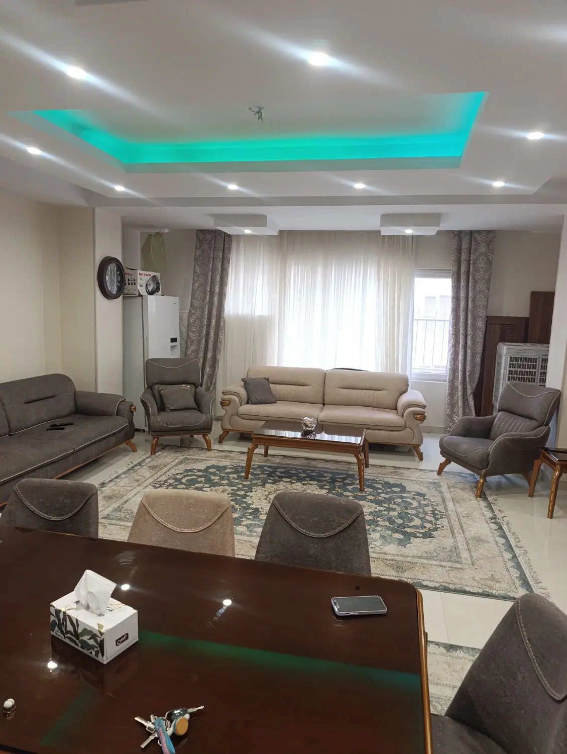 آخرین سنددار اقتصادی داریوش_دوکله نور_فول دیزاین