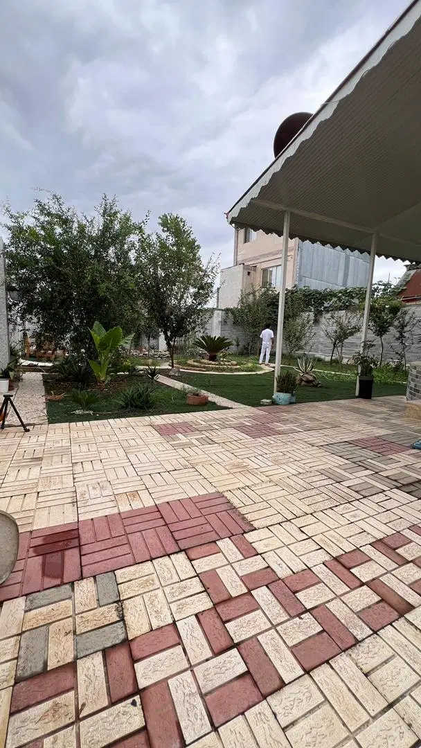 ویلا ۳۰۰ متری ۱۸۳ متر بنا نسق معتبر
