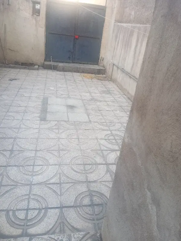 حیاط دار ۱۰۰متری