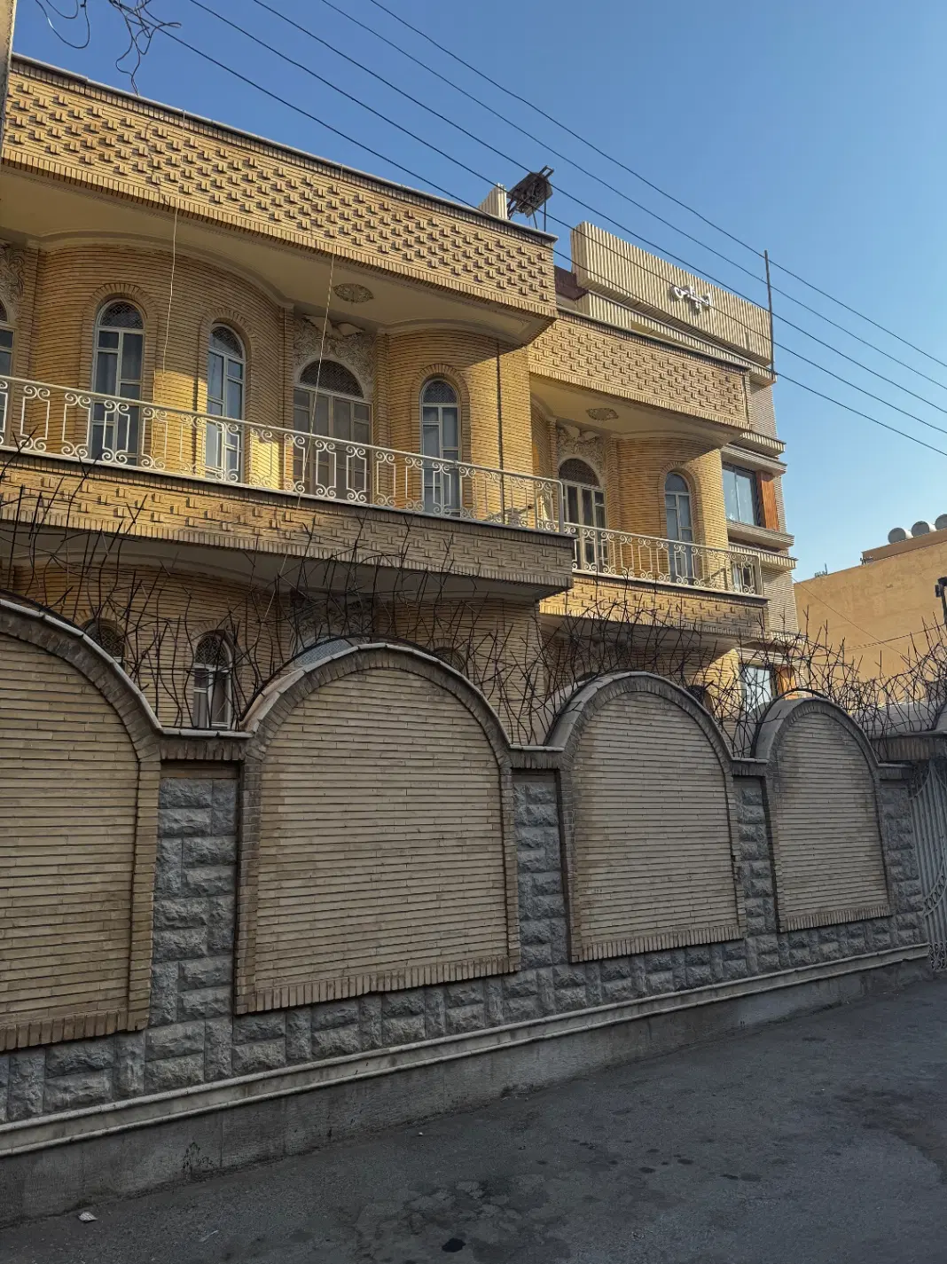۱۵۵ متر ۳ طبقه