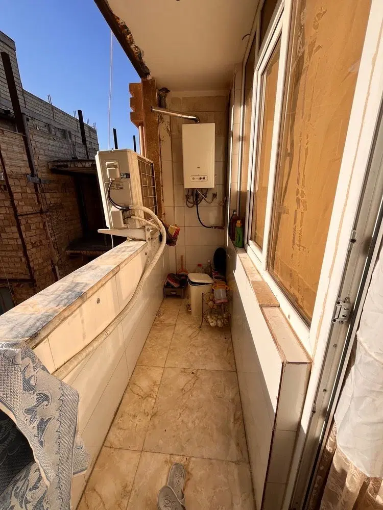 واحد 90 متری فول امکانات