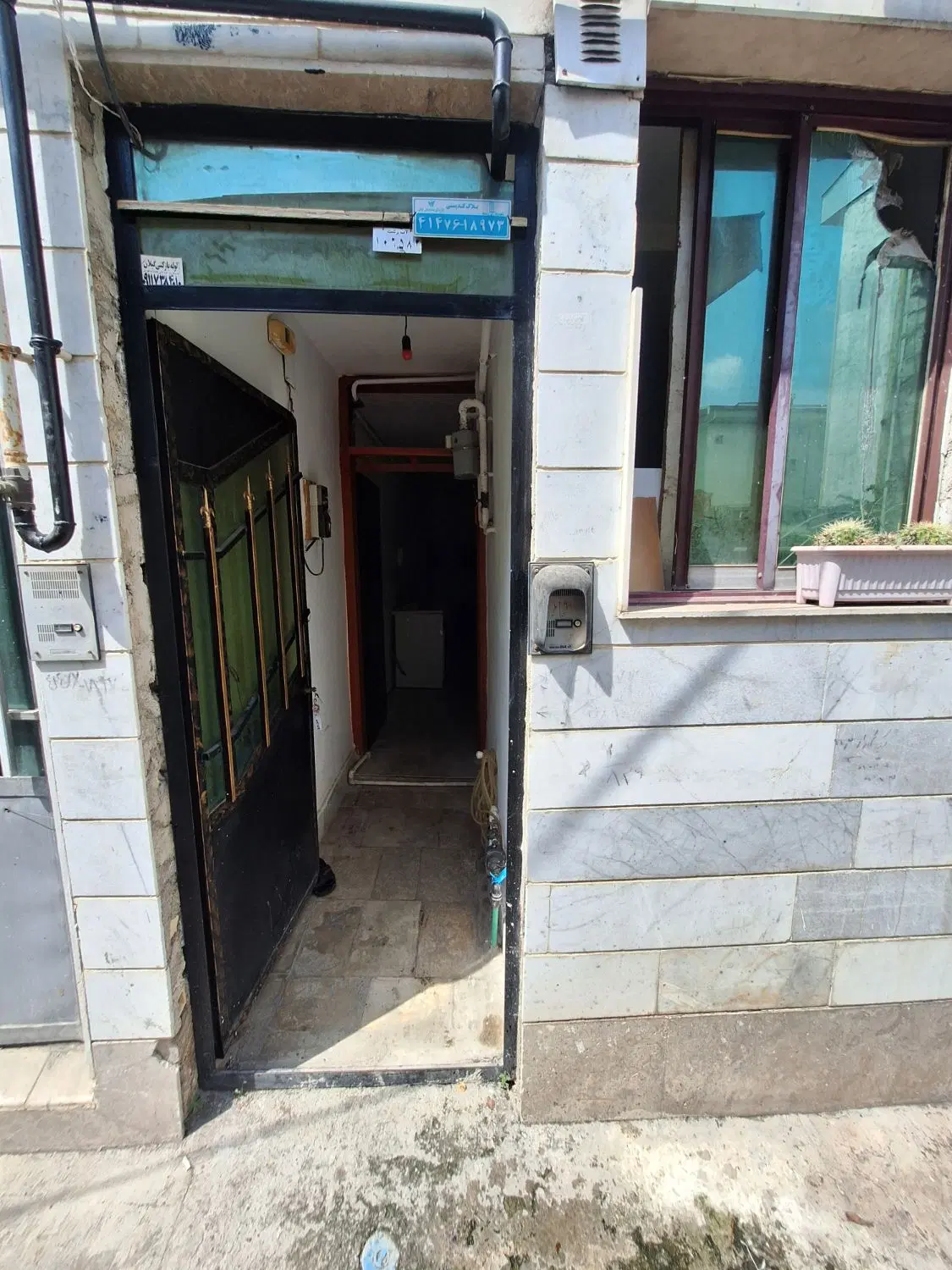 سوئیت ۶۰متری_دروازه لاکان_۱خواب_نسق معتبر_مالکم
