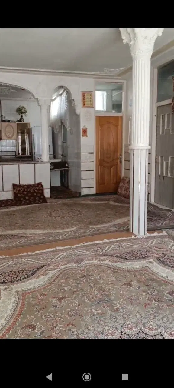 خانه ویلایی ۱۸۰مترهفتون کوچه ۸متری