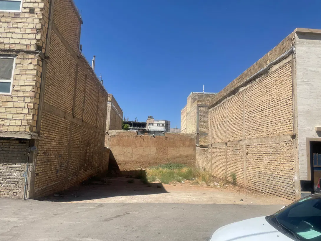 ۲۰۰ متر مربع شهید رضایی