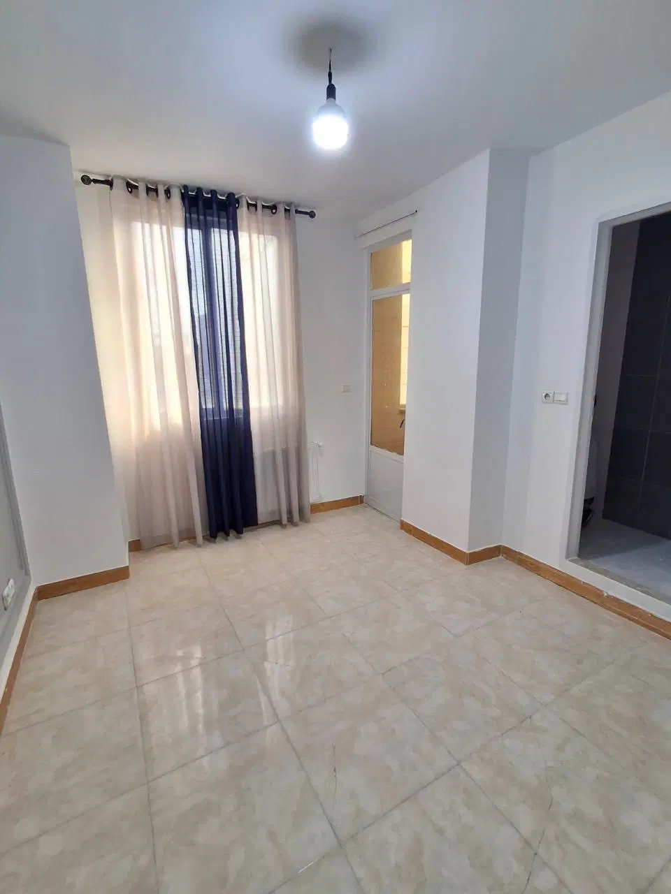 ۵۰ متری_ پارکینگ سندی_فرصت سرمایه گذاری
