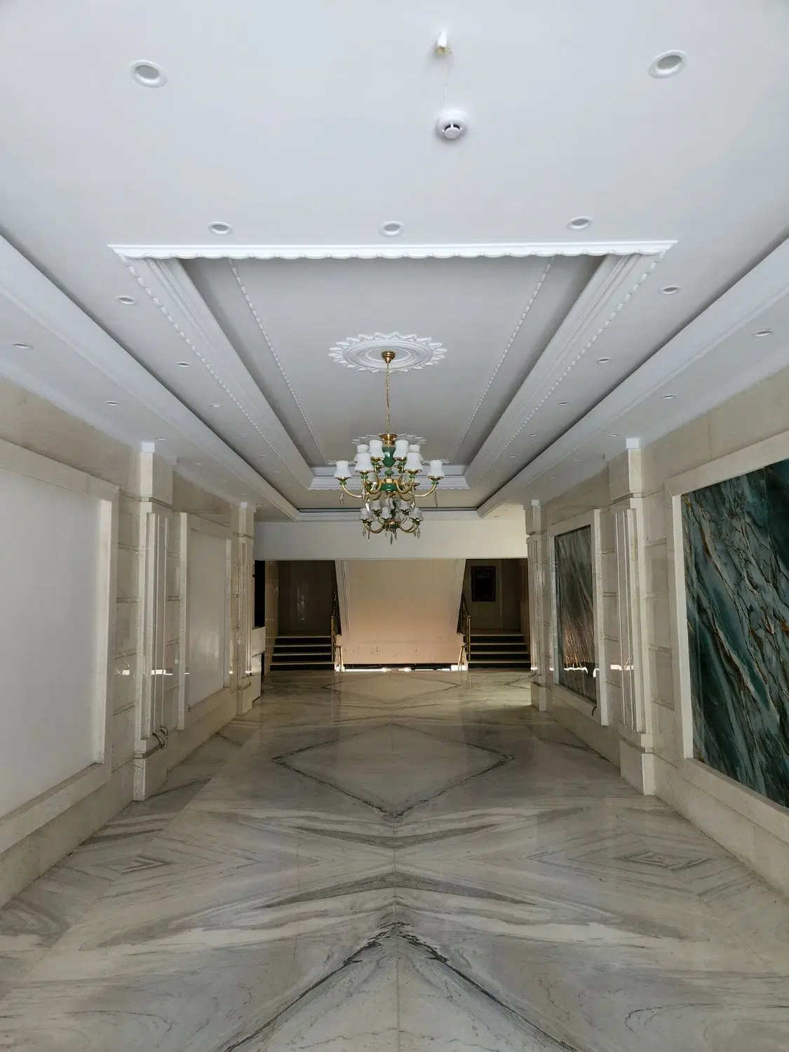 واحد ۱۰۲ متری شخص ساز فاز ۳ ،عطار ششم