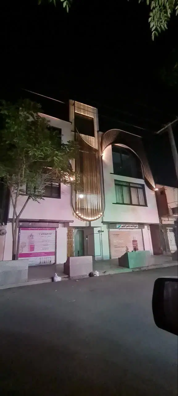 احمدآباد. ۱۲۰ متر ساختمان پزشکان