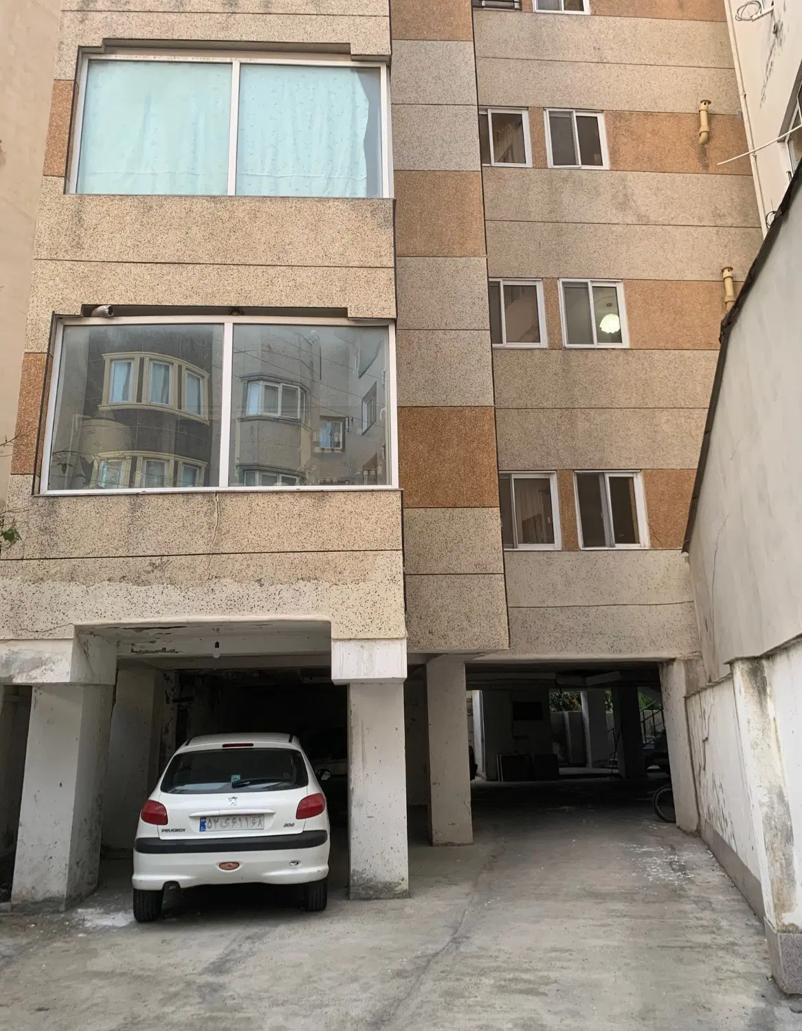 آپارتمان شهرنورمدارک کامل آسانسور پارگینگ۵۵۰۰